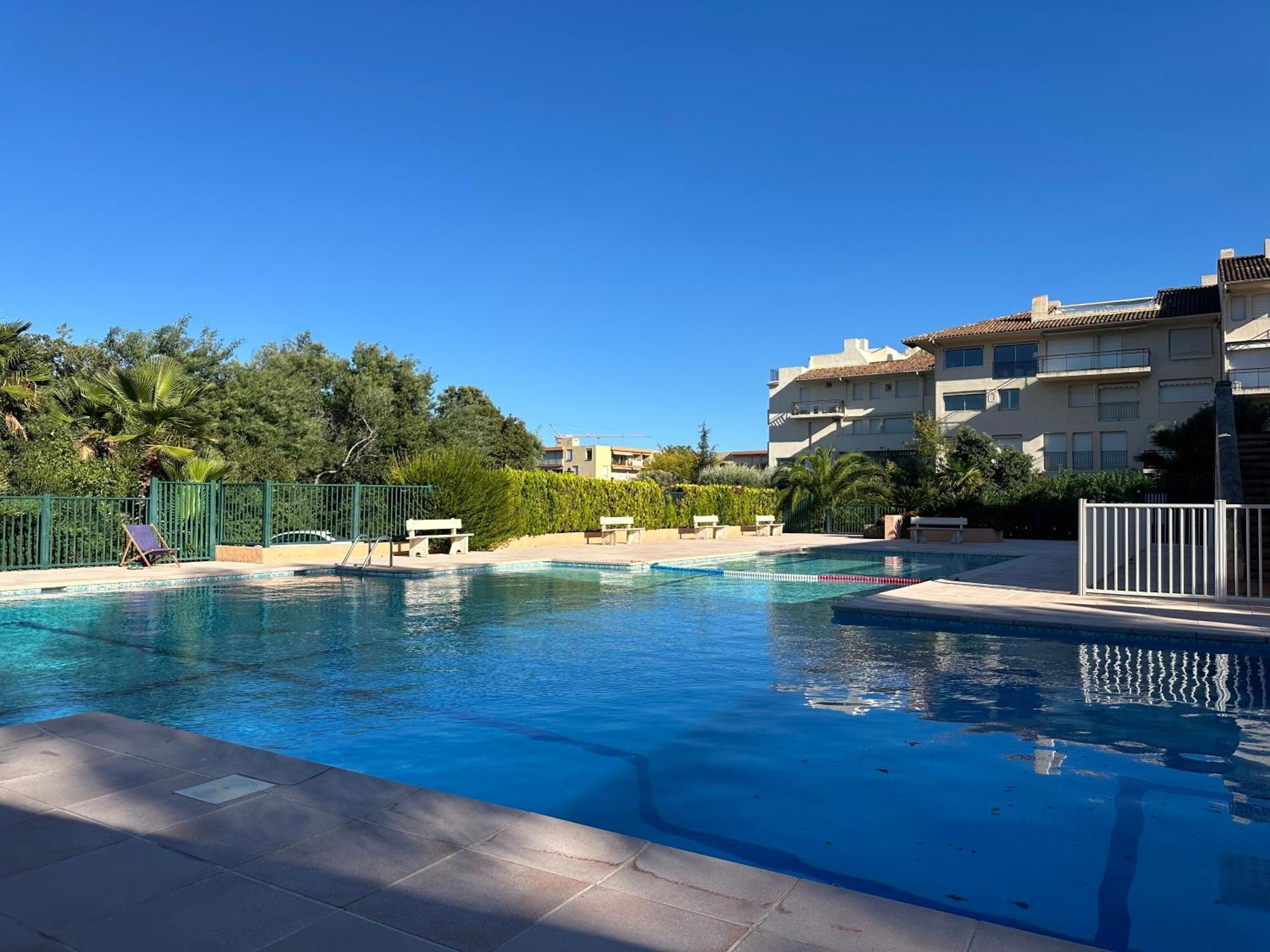 Saint-Tropez - Studio 40 M2 Екстериор снимка